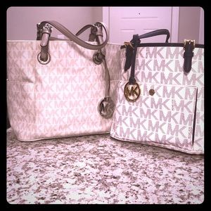 MICHAEL KORS!! TWO HANDBAGS FOR THE PRICE OF ONE!!